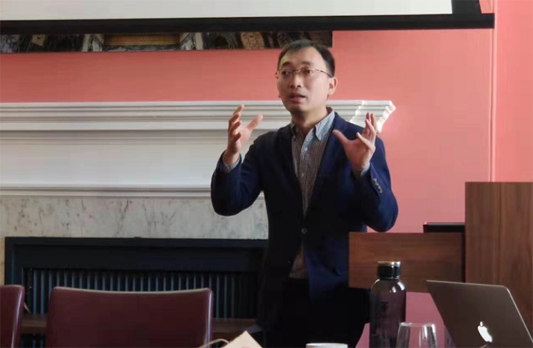 Associate Professor Heng Wang presents at King's College London Workshop on 19 October 2019.