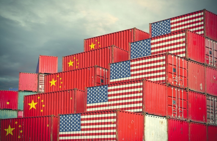China and America shipping containers 
